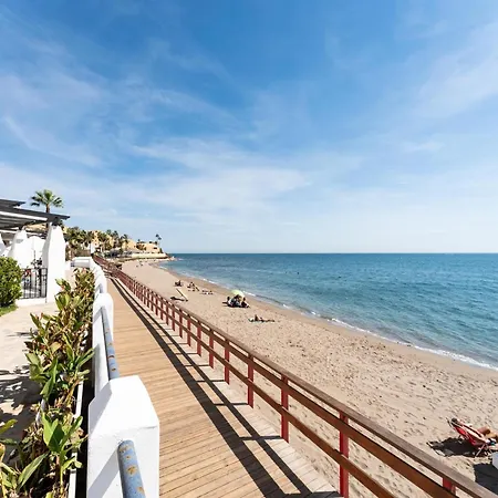 Σπίτι διακοπών Beachfront In *